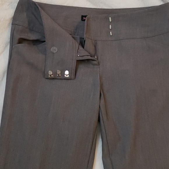 Dress pants - Picture 3 of 4